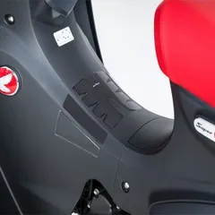 TANAX(タナックス)　スーパーカブC125用 レッグシールドパッド　ブラック　MF-4786　JA48/JA58/JA71　傷つき防止のサムネイル