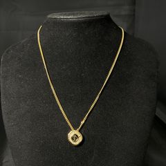 ゴールド 八角形チャーム エンブレム付き18金＆オニキス☆ - メルカリ