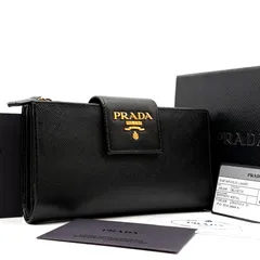 未使用に近い 付属品完備 プラダ PRADA 二つ折り 長財布 ウォレット サフィアーノレザー メタルロゴ ブラック 黒 ボーナス 夏休み 帰省 お盆 敬老の日 サマーギフト シルバーウィーク ご褒美 ユニセックス レディース メンズ