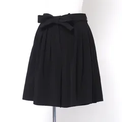 ■美品■FOXEY NEW YORK フォクシー ニューヨーク キュロット サイズ40 ショートパンツ ウエストリボンベルト ブランド古着【中古】20240902/RA0963のサムネイル
