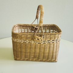 アンティークa.j.gustavis basket バスケット 蓋ハンドル付き - メルカリ