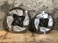 Shimano RT-MT900-S ディスクブレーキローター 2枚セット - メルカリ