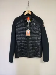 PARAJUMPERS パラジャンパーズ 軽量ダウン ブラック 新品のサムネイル