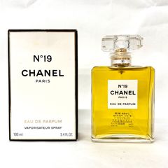 未使用 CHANEL シャネル N°19 ナンバーナインティーン パルファム 未使用 CHANEL シャネル N°19 ナンバーナインティーン パルファム