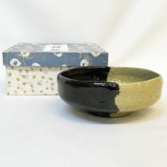 Y3785-4 茶道具 一楽造 平茶碗 共箱 - メルカリ