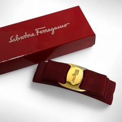 【美品】サルヴァトーレフェラガモ ヴァラリボン バレッタ　レッド　フェラガモ 良品 Ferragamo フェラガモ ヴァラ リボン バレッタ 赤 - メルカリ