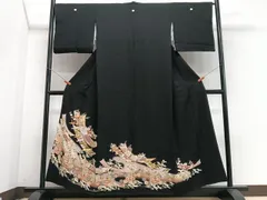 平和屋着物■豪華黒留袖　駒刺繍　短冊花鳥文　暈し染め　金彩　正絹　逸品　CABI6823xeのサムネイル