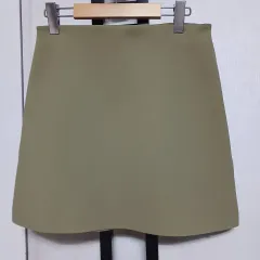 COS スカートのサムネイル