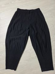 PLEATS PLEASE イッセイミヤケ サルエルパンツ サイズ3 - メルカリ