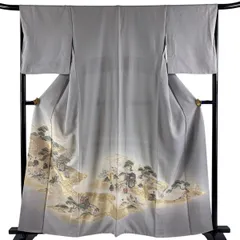 色留袖 身丈157.5cm 裄丈67cm M 袷 御所車 人物 金糸 ぼかし 灰色 正絹 秀品 一つ紋 【中古】のサムネイル