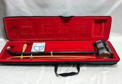 二胡 蛇皮 ケース付 弓 弦 中国楽器 民族楽器 現状品 - メルカリ
