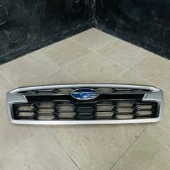 TOYOTAトヨタランドクルーザー300ZXフロントグリル 純正新車外し