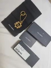 Dolce&Gabbana ドルチェ＆ガッバーナ メインラベル ゴールド キーホルダーのサムネイル