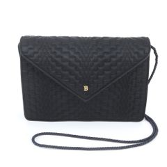 美品✨ヴァレンティノ ショルダーバッグ レザー キルティング 斜め掛け