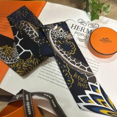 HERMESエルメス ツイリー 三美神 シルクスカーフ アリスシャーリー