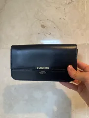 バーバリー グレーチェ GRACE CLUTCH レディース クラッチバッグ/ポーチバッグのサムネイル