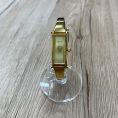 不動】GUCCI グッチ 1500 バングルウォッチ ゴールド S - メルカリ