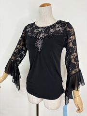 studio展示品　入荷新品 ブラック オフショルダー フリル袖　 XLサイズ studio展示品 入荷新品 ブラック オフショルダー フリル袖 XLサイズ