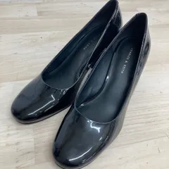 美品 CHARLES & KEITH チャールズ＆キース パンプス 38 (24.0cm相当) ブラック エナメル調/ポインテッドトゥ/ヒール[OL00240]のサムネイル