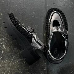 ☆希少美品☆KEEN☆キーンユニーク ピーエルティー タッセル 23cm 厚底