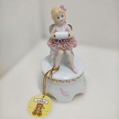 Sanrio ハローキティ 雛人形 オルゴール 陶器製 - メルカリ