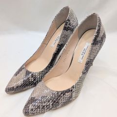 セブントゥエルブサーティー(ⅦⅩⅡ ⅩⅩⅩ)ポインテッドトゥパンプス