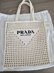 新品同様 PRADAプラダ クロシェトートバッグ1BG424ラフィア風かご