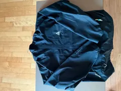 ナイキ ACG STORM-FIT ウインドブレーカーのサムネイル