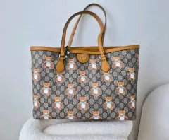 2026年最新】gucci エコバッグ くまの人気アイテム - メルカリ
