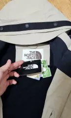 (新品)THE NORTH FACE ザノースフェイス ホワイトラベル ウィンドブレーカー ジャケット L(100)のサムネイル