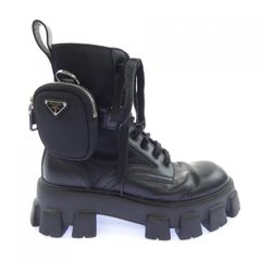 PRADA モノリス ポーチ付 ブラッシュドレザーx Re-Nylon ブーツ - メルカリ