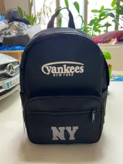 MLB ニューヨーク・ヤンキース バックパック ブラック (新品)のサムネイル