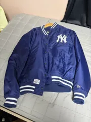 NEW ERA スタジャン ジャケット アウターのサムネイル
