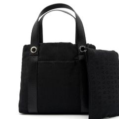 希少 グッチ トートバッグ GG シマレザー ロゴプレート 肩掛け A4可 黒 美品 GUCCI グッチ トートバッグ GG シマレザー ロゴプレート 手持ち