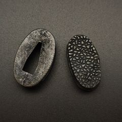 刀装具 波龍図小柄 無銘脇後藤 裏ふくみ金 保存刀装具鑑定書 箱付