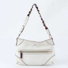 GUCCI スクリプトロゴ ホワイトレザー チェーン ショルダーバッグ