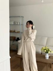 celon オフショルダースウェット　パンツ　セットアップ　アイボリー celon オフショルダースウェット パンツ セットアップ アイボリー
