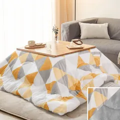 【冬】VK Living こたつ布団 長方形 単品185×235cm 中綿1.8kg 【SUPER HOT】 発熱綿使用+LockHeat速暖発熱繊維 撥水加工 ポケット付き フィットキルト こたつ掛け布団 リバーシブル 丸洗いOK  トライアングル柄・グレーのサムネイル