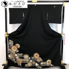 黒留袖 美しい華柄模様 金駒刺繍 金彩 トールサイズ K-5155のサムネイル