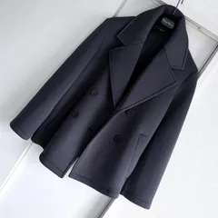 WEEKEND Max Mara 67%polyester スキューバ ショート コート XS(ゆったりM〜L相当) used。極上のストレッチと立体シルエットが魅力の オーバーサイズ アウターです。抜け感 女優襟 ダンボール 羽織り ハリ感◎たっぷり身幅のサムネイル