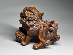 古美術 根付け 瑞獣 木製 黄楊木 拓植 細工彫 縁起物 貔貅 財運開運金