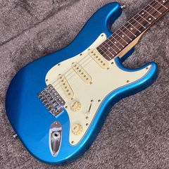 ブルーメタリックストラトキャスタータイプギター フェンダー