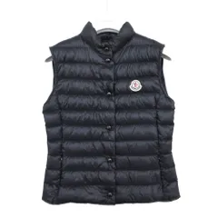 MONCLER モンクレール LIANE ダウンベスト ジャケット ノースリーブ ナイロン ロゴワッペン 軽量 ライトアウター ブラック 00【XS】 レディース 【中古】のサムネイル