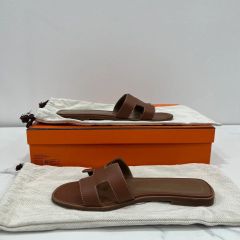 未使用級】LOEWE クリスタル ドレスサンダル シャンパンゴールド