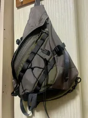 THE NORTH FACE ザノースフェイス ホワイト ラベル エレクトロン スリングバック クロスバック ライトブラウンのサムネイル
