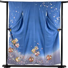 振袖 身丈154.5cm 裄丈63cm S 袷 二尺袖 桜 牡丹 金彩 ぼかし 水色 正絹 名品 【中古】のサムネイル