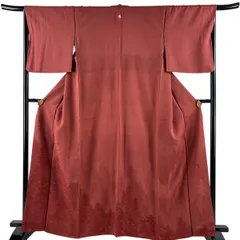 【美品】 付下げ 身丈163.5cm 裄丈66cm M 袷 松井青々 落款 樹木 地紋 茜色 正絹 名品 一つ紋 【中古】のサムネイル