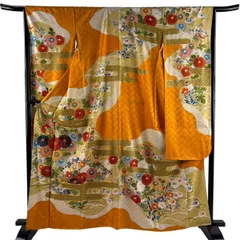 振袖 身丈161.5cm 裄丈65.5cm M 袷 菊 ヱ霞 刺繍 金糸 オレンジ 正絹 秀品 【中古】のサムネイル
