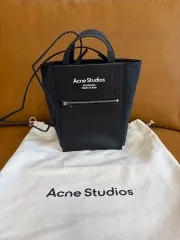 Acne Studios ベイカーバッグ ミニのサムネイル