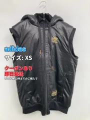 adidas アディダス ダウンベスト XS ブラック ボア 無地 ワンポイント ブランドロゴ フードあり メンズのサムネイル